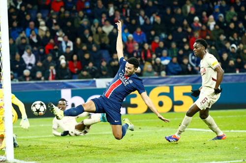 萨尔茨堡红牛 vs 巴黎圣日尔曼